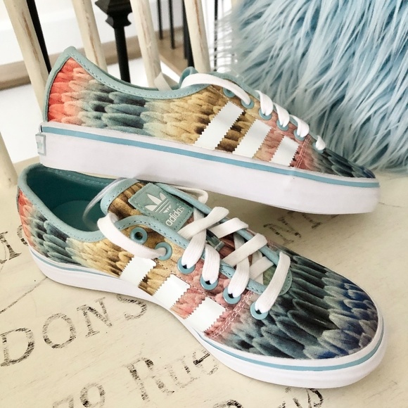 adidas Shoes - ADIDAS, Adria, Lo Sneakers, Ombre, Wing, Design, Size 6.5, NEW, No Tags